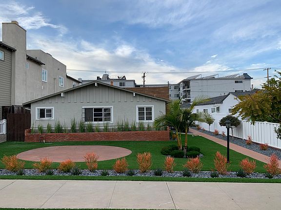 3rd image of 320 C Ave