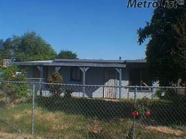 4445 E 4th St, Stockton, CA 95215