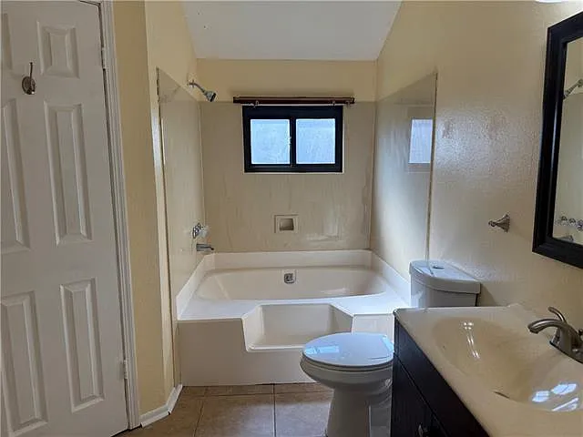 3525 Timber Wolf Ln — Photo 8
