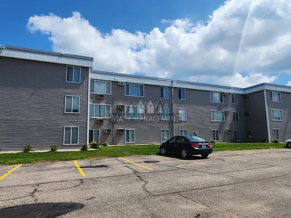 300 6th St SW #108, Kasson, MN 55944