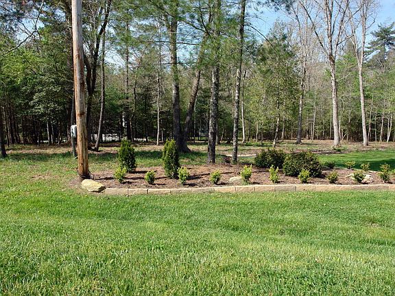 3rd image of 139 Forest View Dr