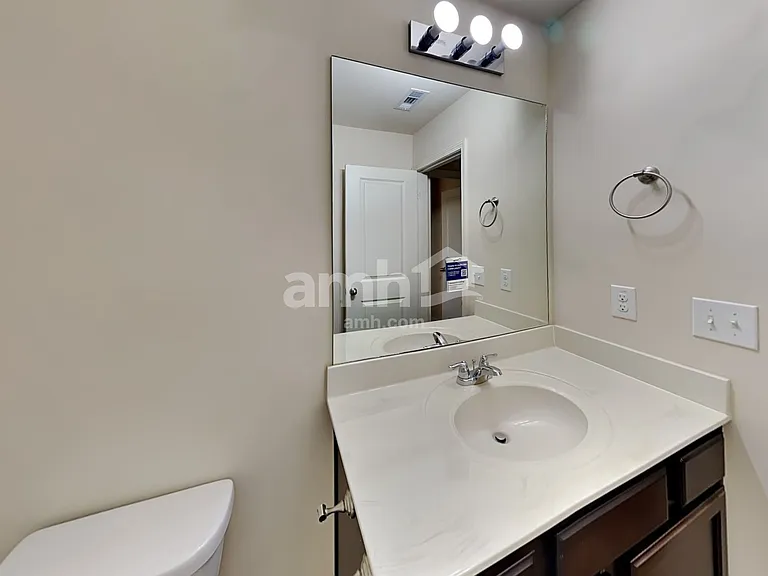 278 Scotland Dr — Photo 13