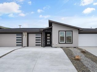 1106 Fairhaven Loop #33, Richland, WA 99352