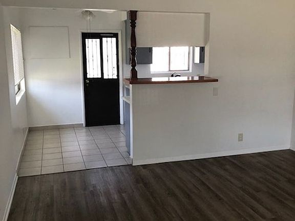 3rd image of 9847 Loftus Dr #C