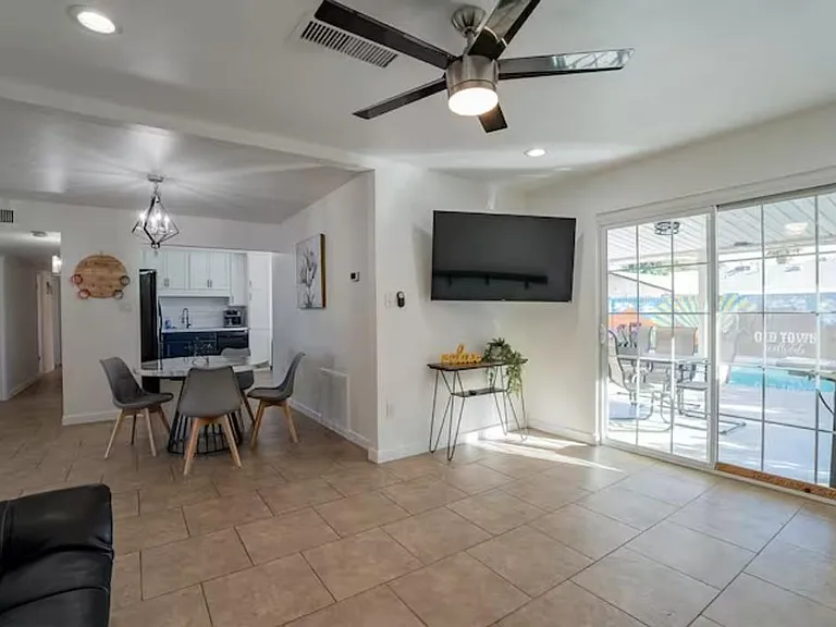 8137 E Amelia Ave — Photo 25