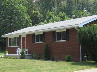 1808 29th St, Vienna, WV 26105