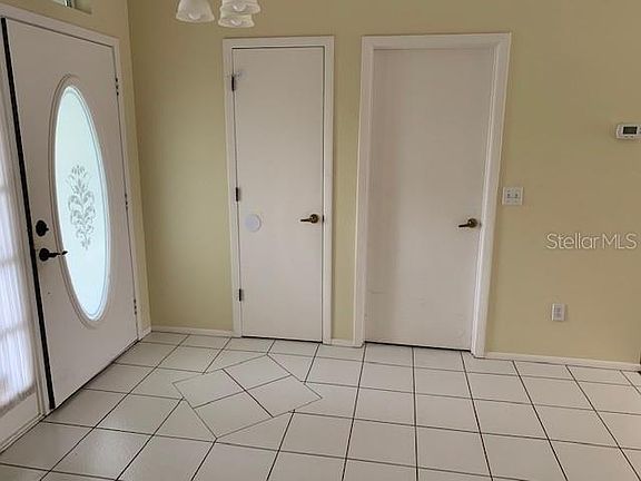 3rd image of 12729 Newfield Dr