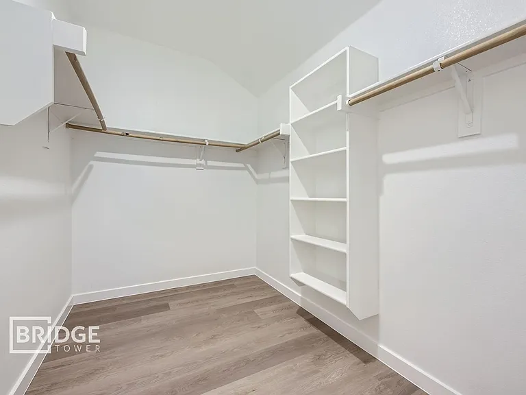 921 Jacquelyne Dr — Photo 12