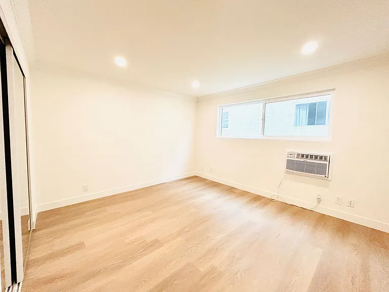 3735 Bagley Ave — Photo 6