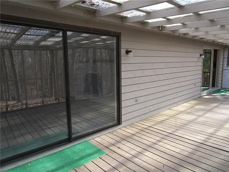 3730 Newport Dr — Photo 18