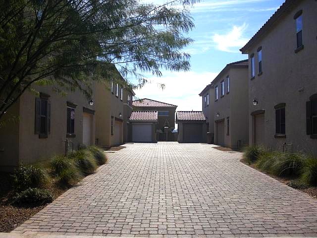 Garage/Side Street