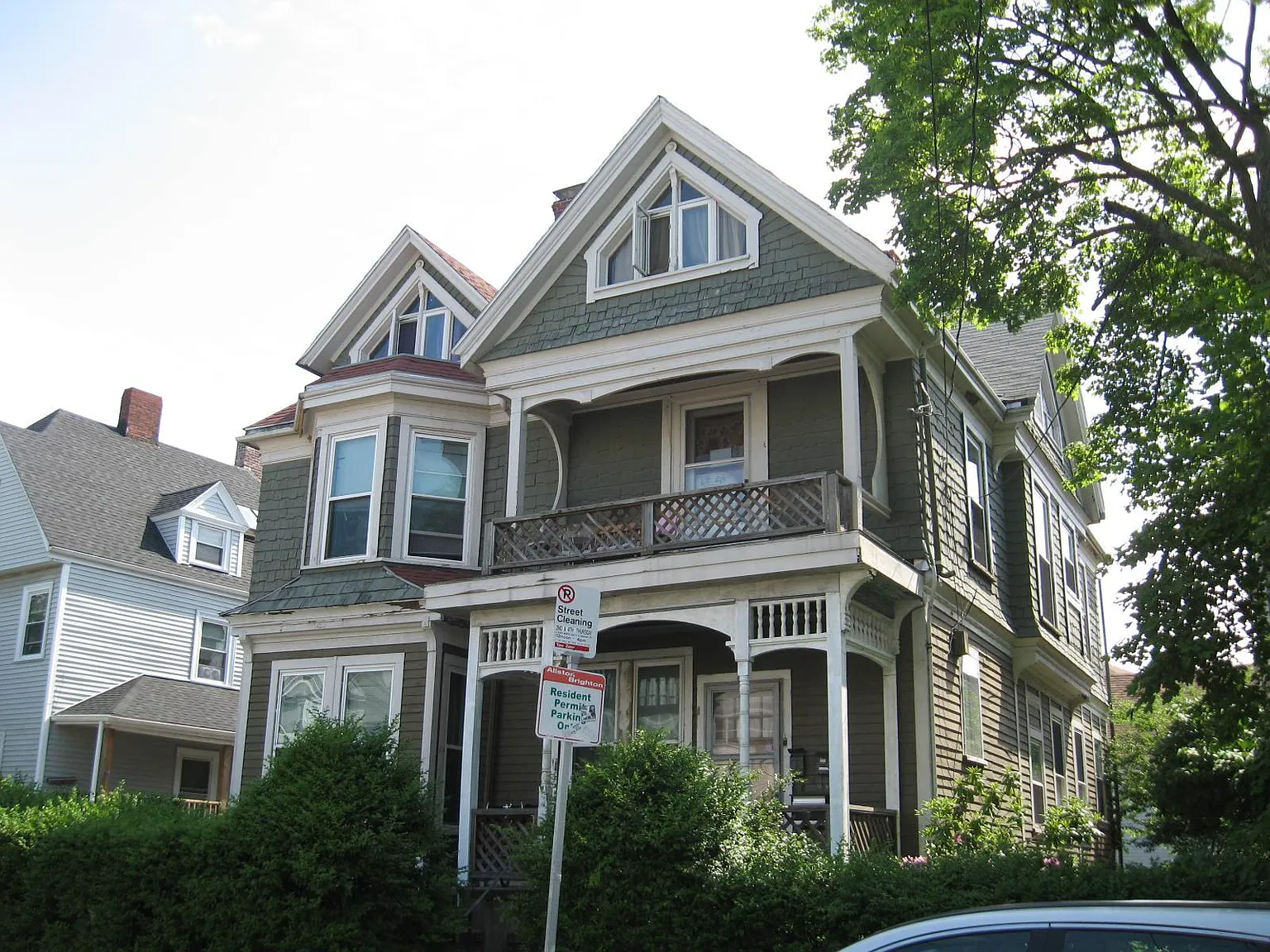 6 bed, 2000 sqft, $950 — Photo 2