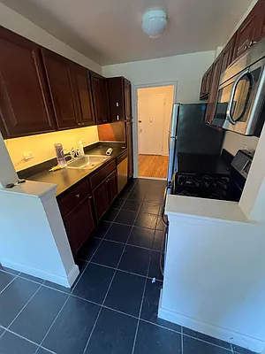 Rented by Compass | media 11