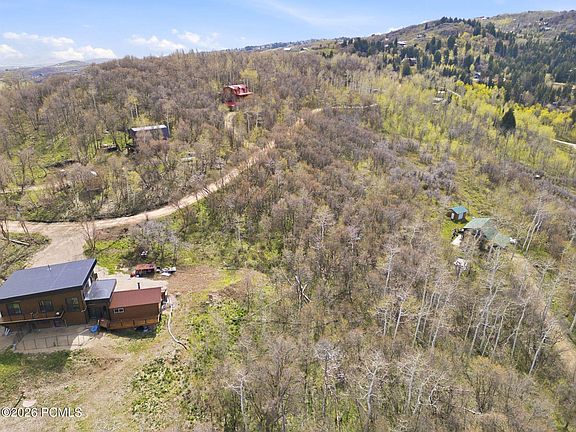 4th image of 2517 S Forest Cir