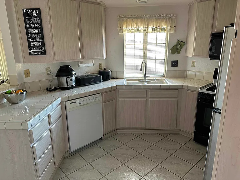 28221 Calle Lustrosos — Photo 8