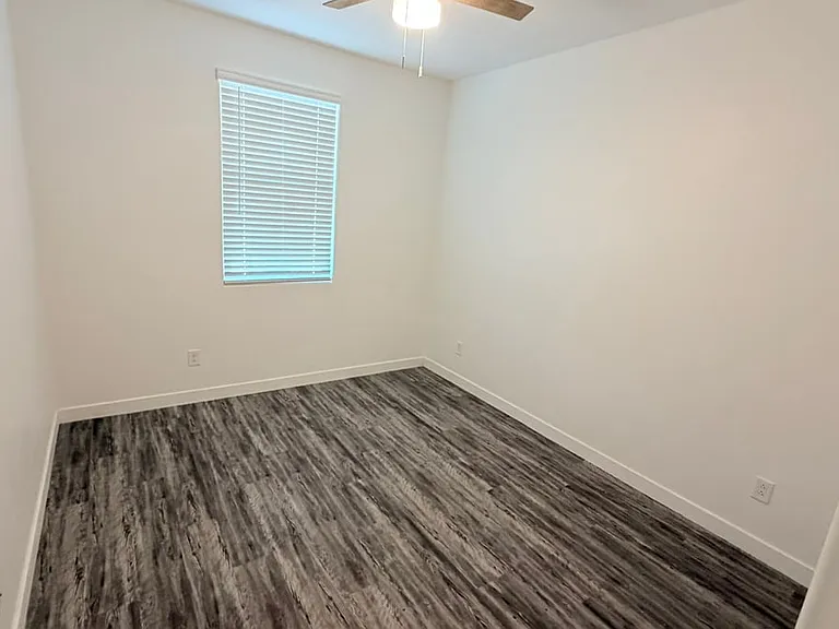 36610 W Mediterranean Way — Photo 13