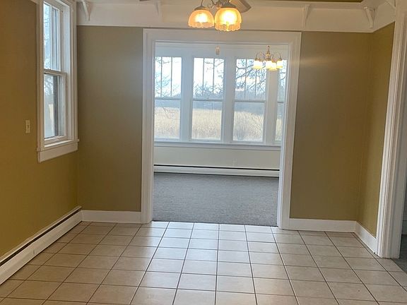 5th image of 39005 N Main St