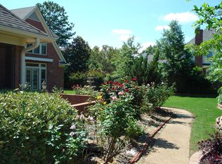 9607 Wolf River Blvd, Germantown, TN 38139