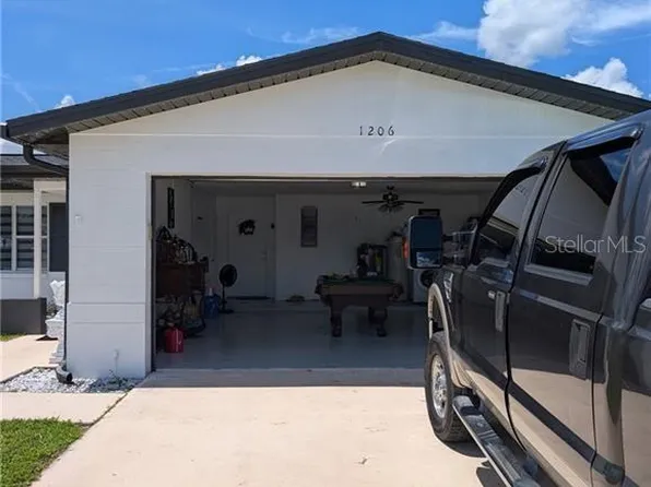 1206 Archdale St, Lehigh Acres, FL 33936