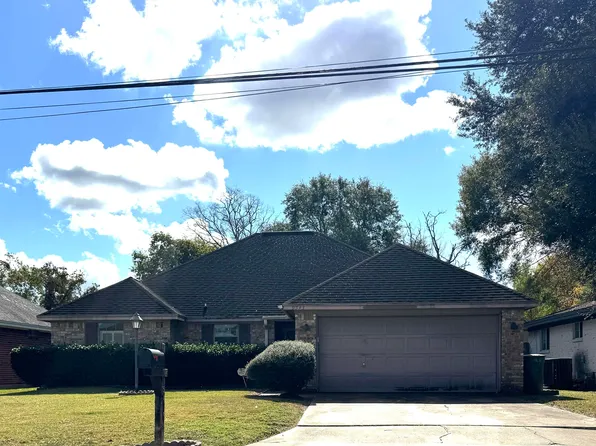 9545 Gross St, Beaumont, TX 77707