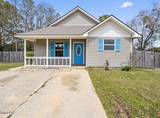 10249 Cottage Ct, Diberville, MS 39540