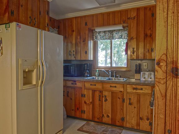 4th image of 5775 Caroline Dr