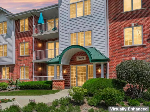 543 N Hough St APT 104, Barrington, IL 60010