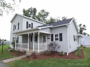 12745 S M 52, Perry, MI 48872