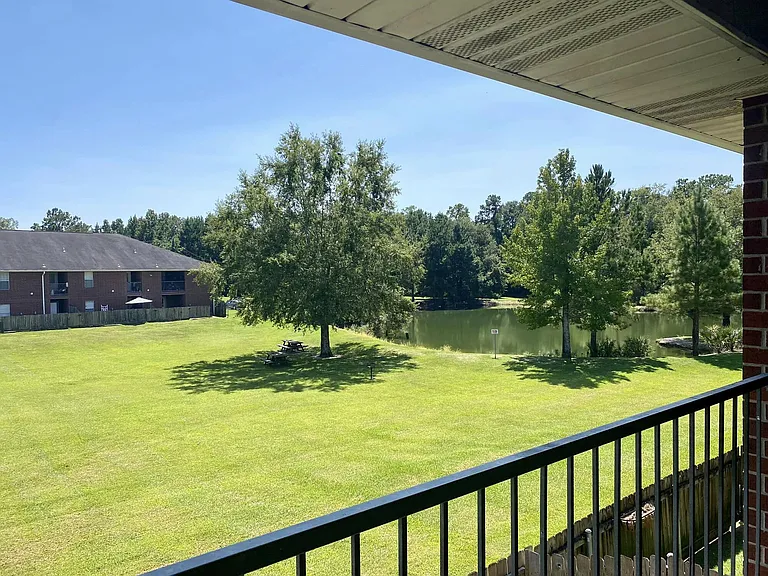 Lumberton on the Lake — Photo 8