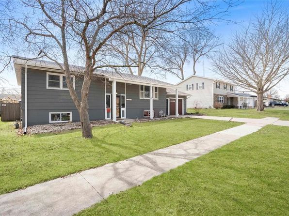 1208 Mary Ln, Webster City, IA 50595