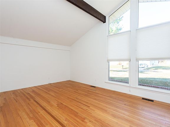 4th image of 408 Kingridge Dr
