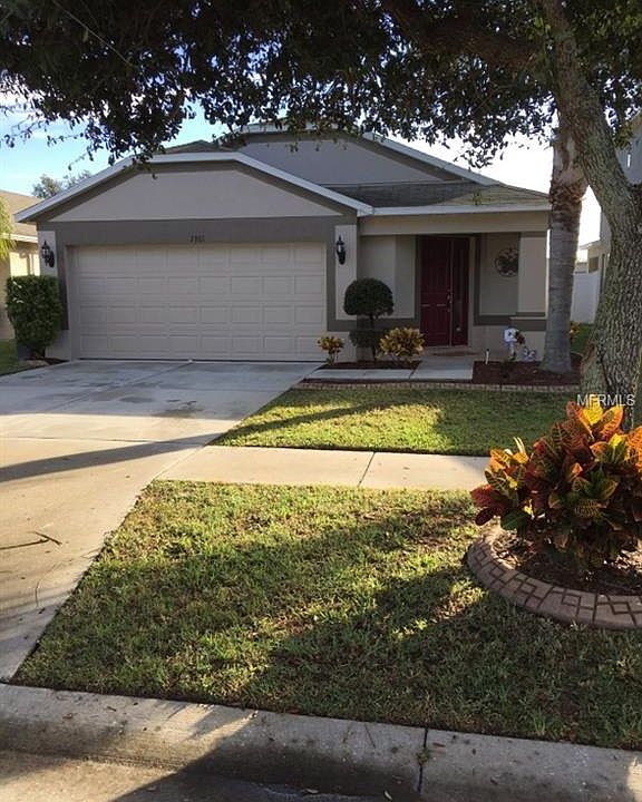 1st image of 7961 Carriage Pointe Dr