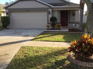7961 Carriage Pointe Dr, Gibsonton, FL 33534