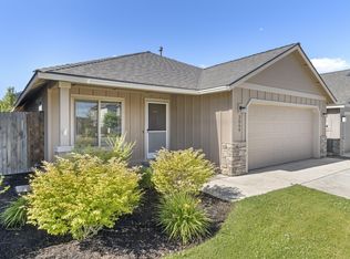 3064 NW Cedar Ave, Redmond, OR 97756
