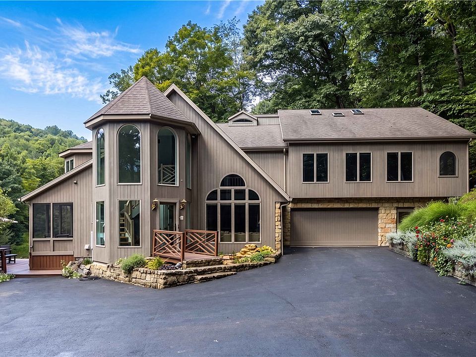 1st image of 207 Youngstown Ridge Rd