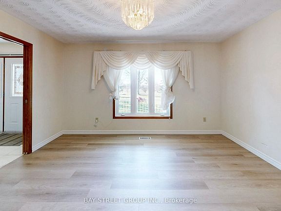 5th image of 861 Book Rd E