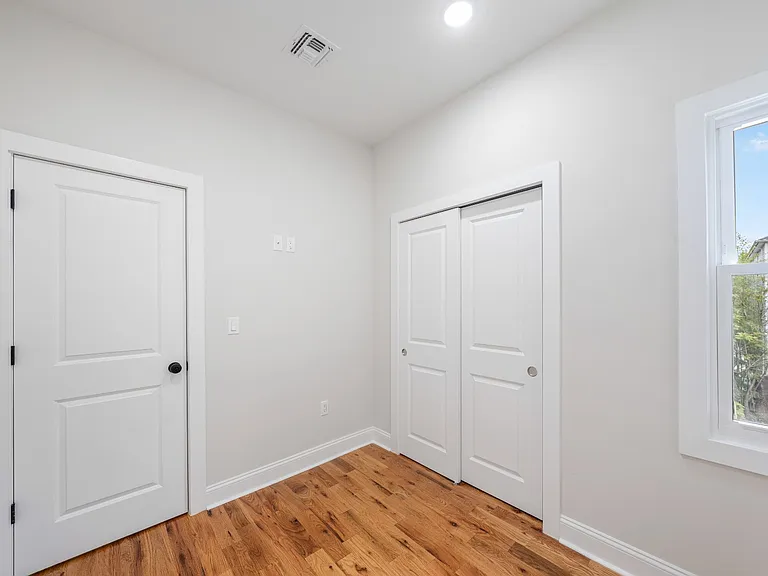 18 Taylor St #3 — Photo 7