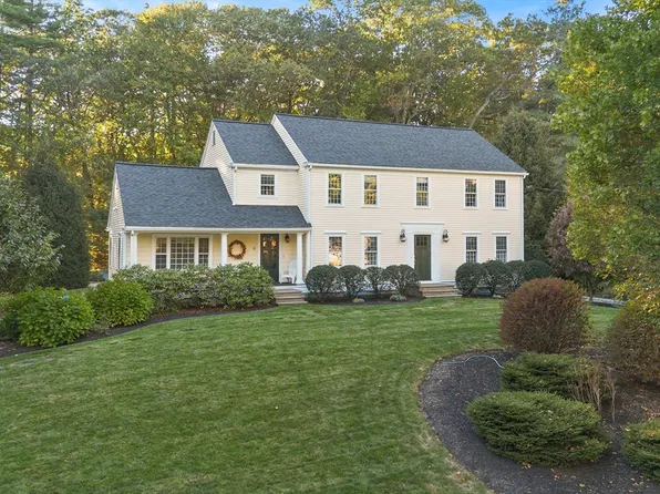 19 Lincoln Dr, Acton, MA 01720