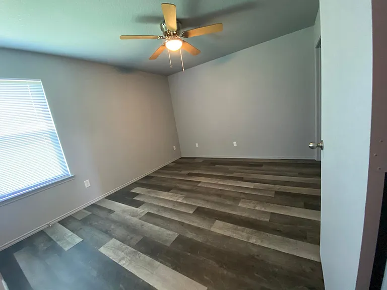 1332 Liberation Ln #B — Photo 10