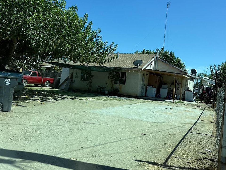 2nd image of 476 Franklin St