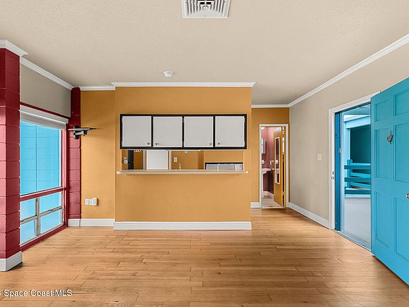 5th image of 351 Taylor Ave APT E24
