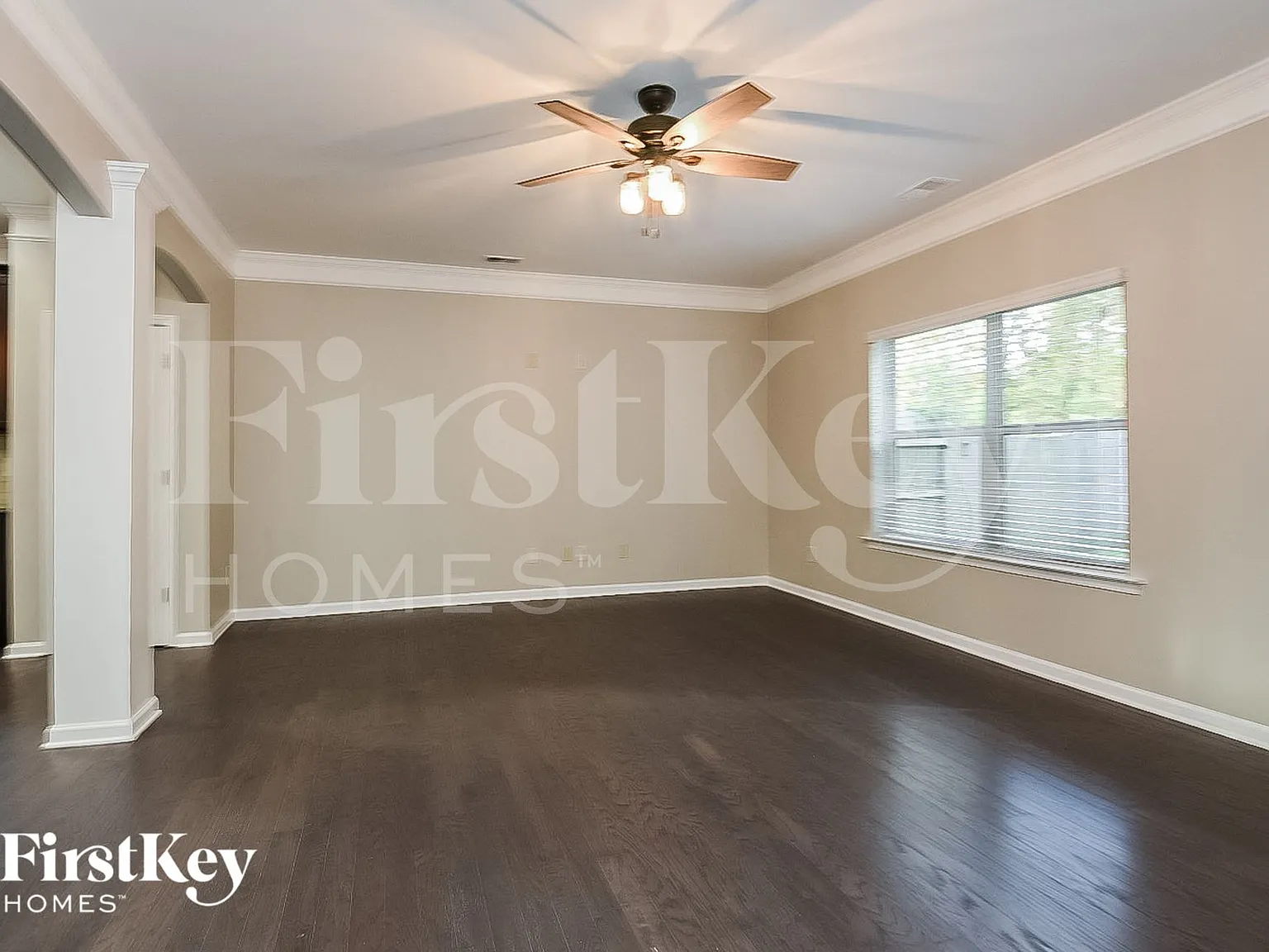 4 bed, 3.5 bath, 2357 sqft, $3,250 — Photo 2