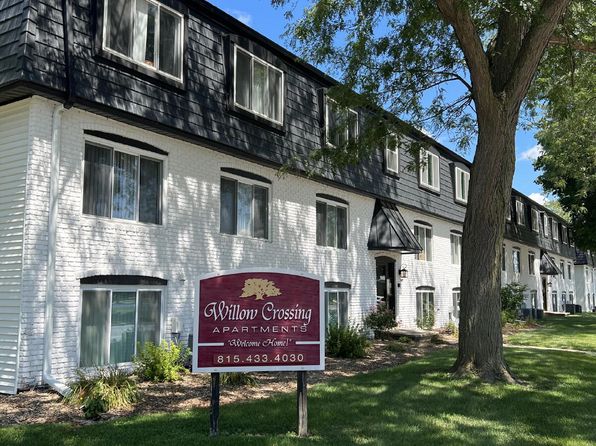 606 E McKinley Rd APT 2D