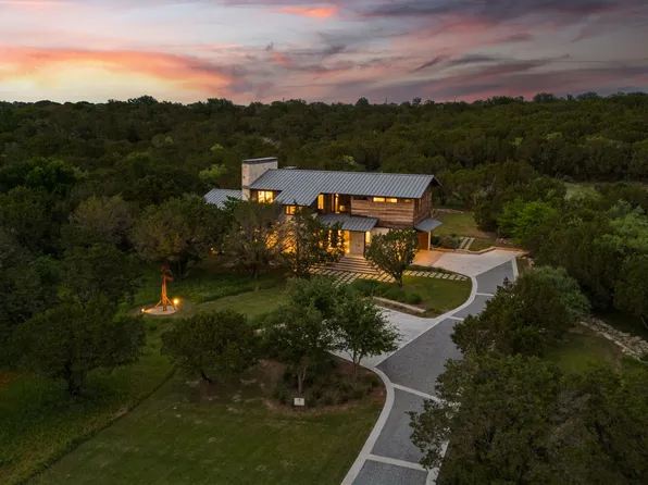 1516 Falls Creek Dr, Graford, TX 76449