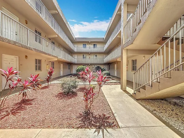 6065 NW 186th St APT 312, Hialeah, FL 33015