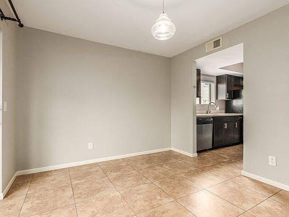 5th image of 850 S River Dr Unit 1089