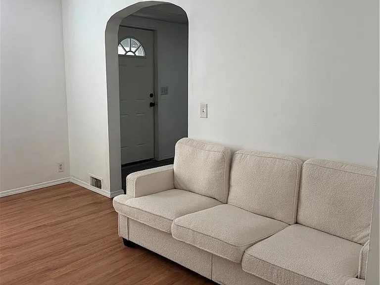 239 Weyl St — Photo 11