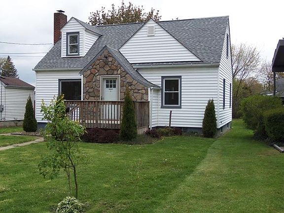 3rd image of 1310 Pierce Ave