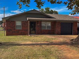 307 E Floyd Ave, Apache, OK 73006