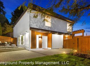 9817 SE Shoreland Dr, Bellevue, WA 98004